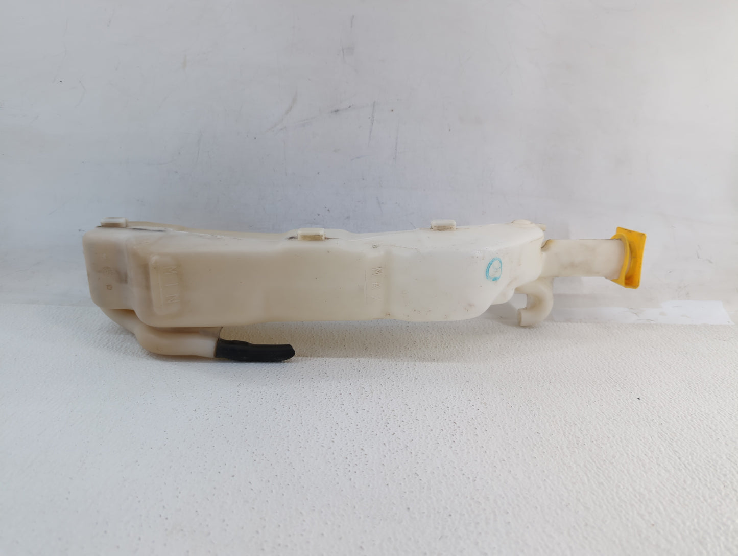 Dodge Caravan Windshield Washer Fluid Reservoir Bottle Oem - Oemusedautoparts1.com