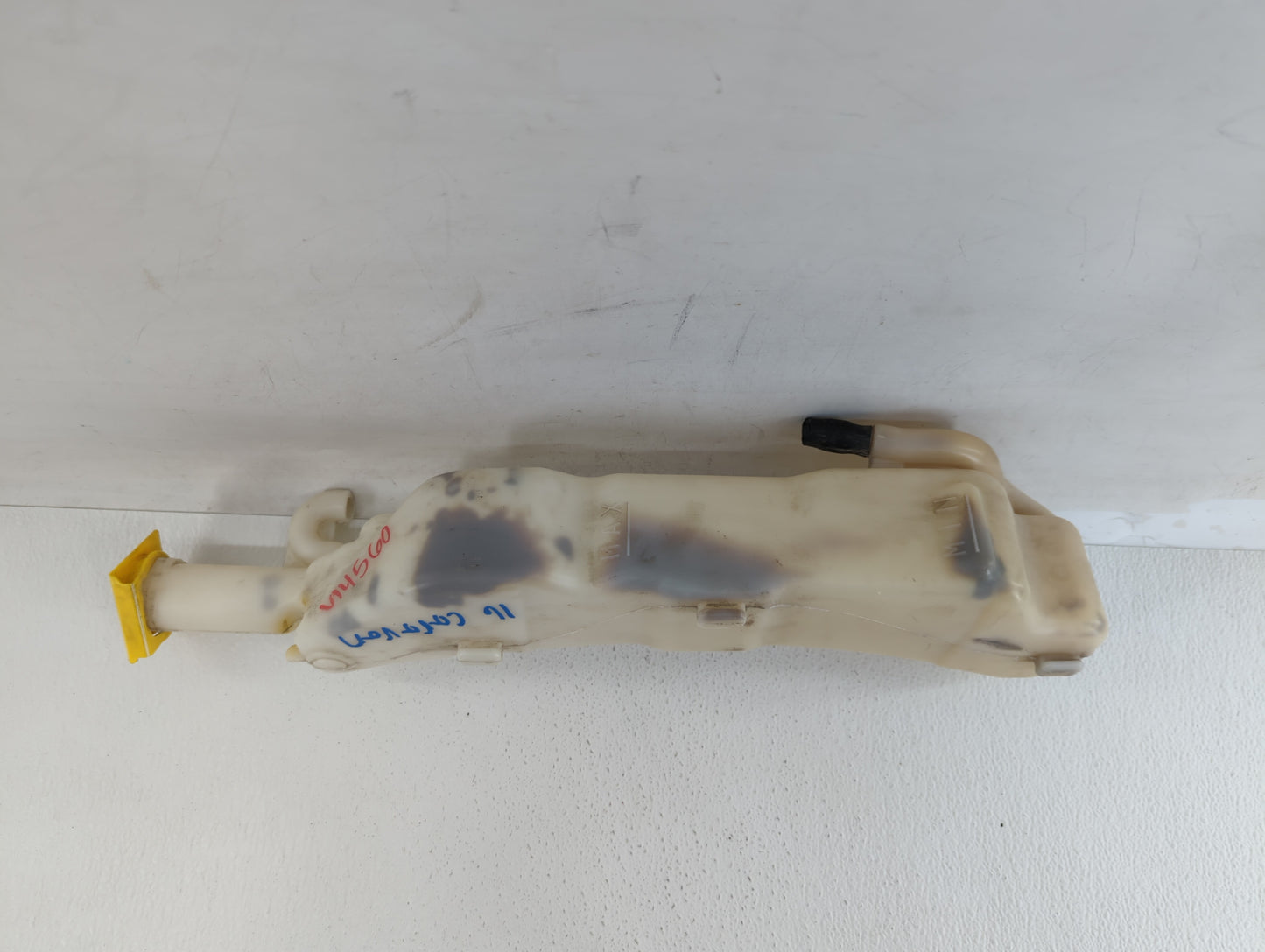 Dodge Caravan Windshield Washer Fluid Reservoir Bottle Oem - Oemusedautoparts1.com