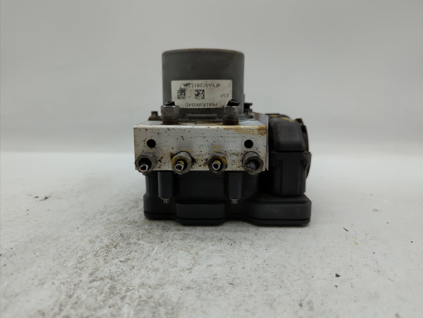 2018 Dodge Caravan ABS Pump Control Module Replacement P/N:68183803AC P68183803AC, 68443867AA Fits Fits 2015 2016 2017 OEM U