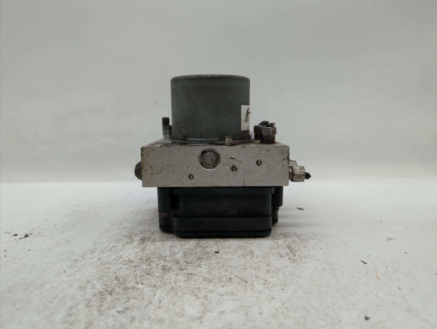 2018 Dodge Caravan ABS Pump Control Module Replacement P/N:68183803AC P68183803AC, 68443867AA Fits Fits 2015 2016 2017 OEM U