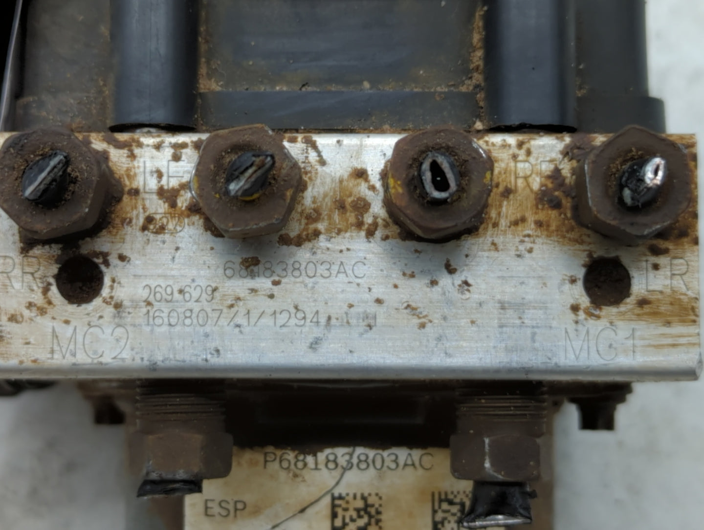 2018 Dodge Caravan ABS Pump Control Module Replacement P/N:68183803AC P68183803AC, 68443867AA Fits Fits 2015 2016 2017 OEM U