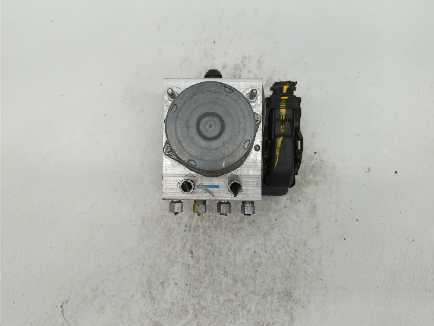 2018 Dodge Caravan ABS Pump Control Module Replacement P/N:68183803AC P68183803AC, 68443867AA Fits Fits 2015 2016 2017 OEM U