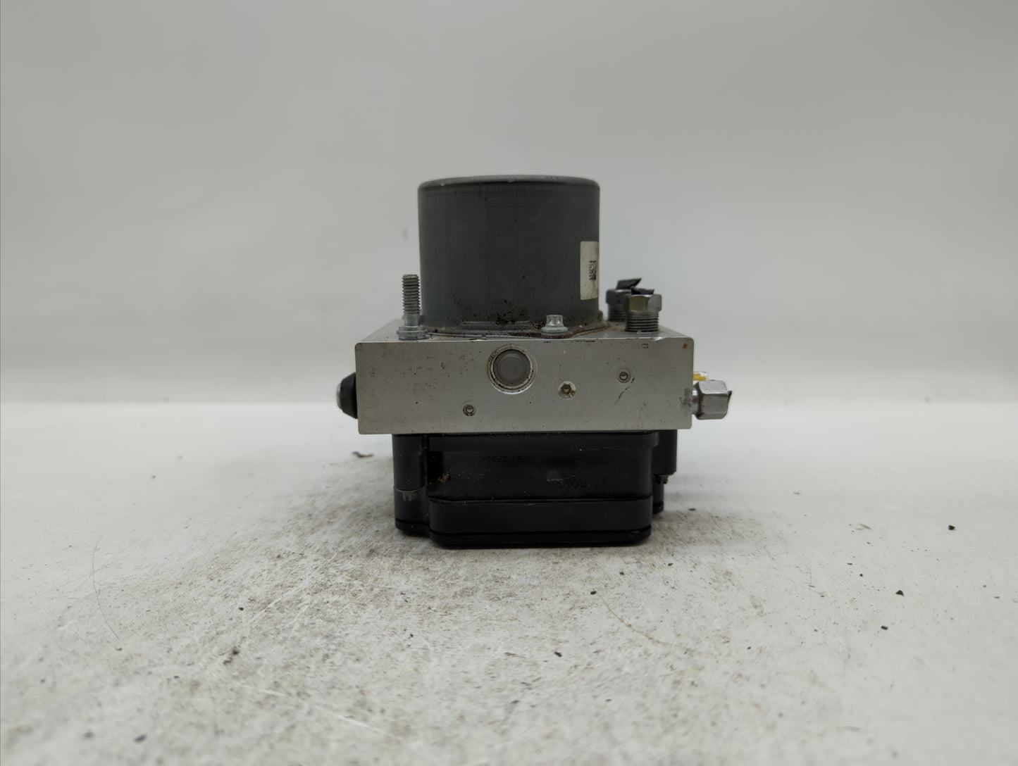 2018 Dodge Caravan ABS Pump Control Module Replacement P/N:68183803AC P68183803AC, 68443867AA Fits Fits 2015 2016 2017 OEM U