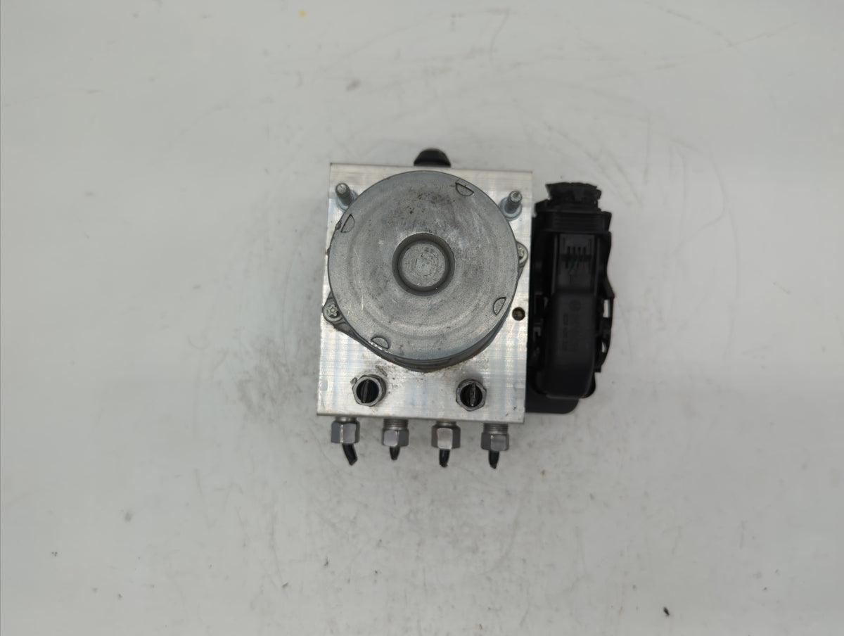 2018 Dodge Caravan Anti-Lock Brake ABS Pump Module Actuator OEM P/N:68183803AC P68183803AC Fits Fits 2015 2016 2017 2019 202