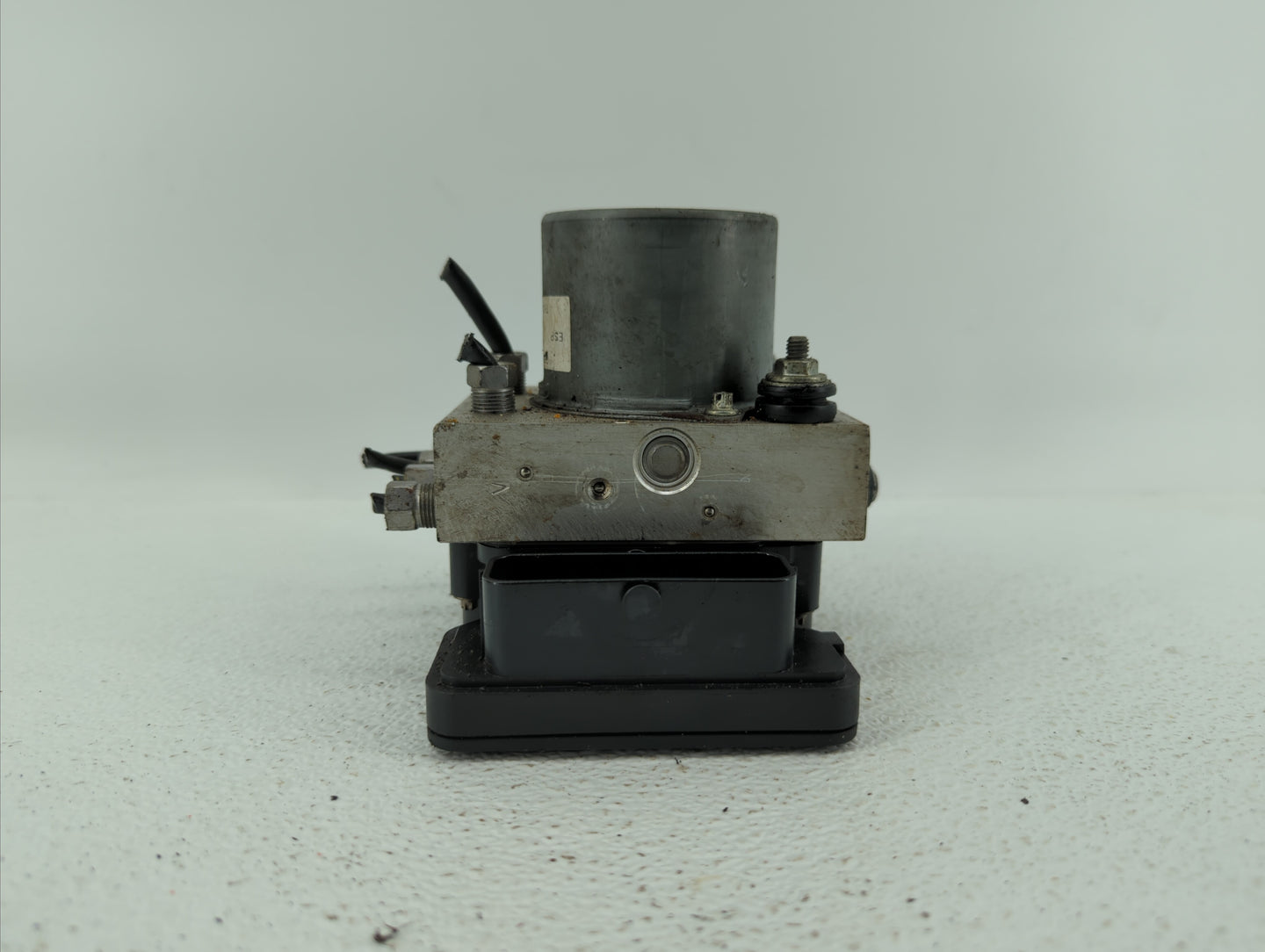 2018 Dodge Caravan ABS Pump Control Module Replacement P/N:68183803AC P68183803AC, 68443867AA Fits Fits 2015 2016 2017 OEM U