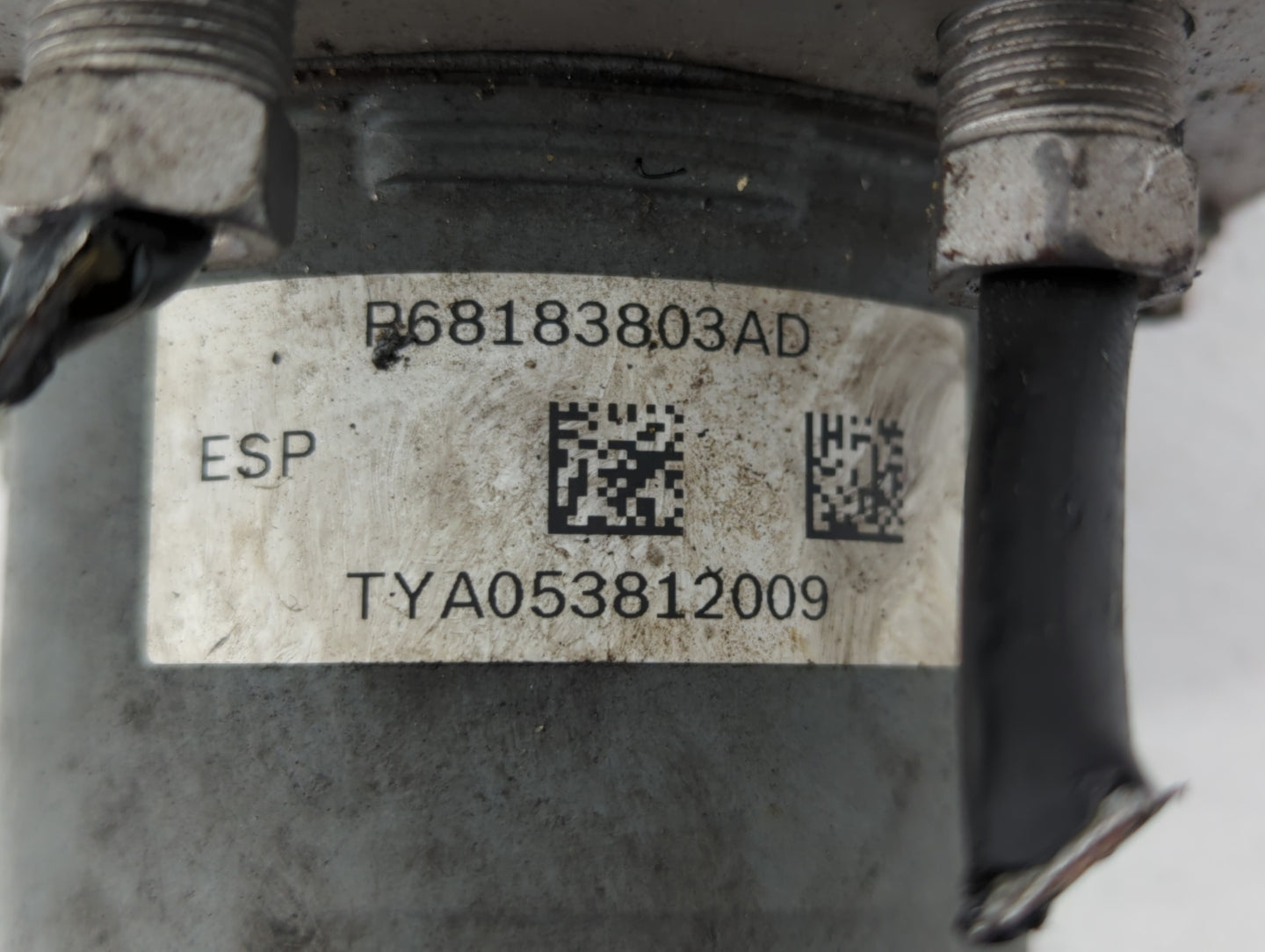 2018 Dodge Caravan ABS Pump Control Module Replacement P/N:68183803AC P68183803AC, 68443867AA Fits Fits 2015 2016 2017 OEM U