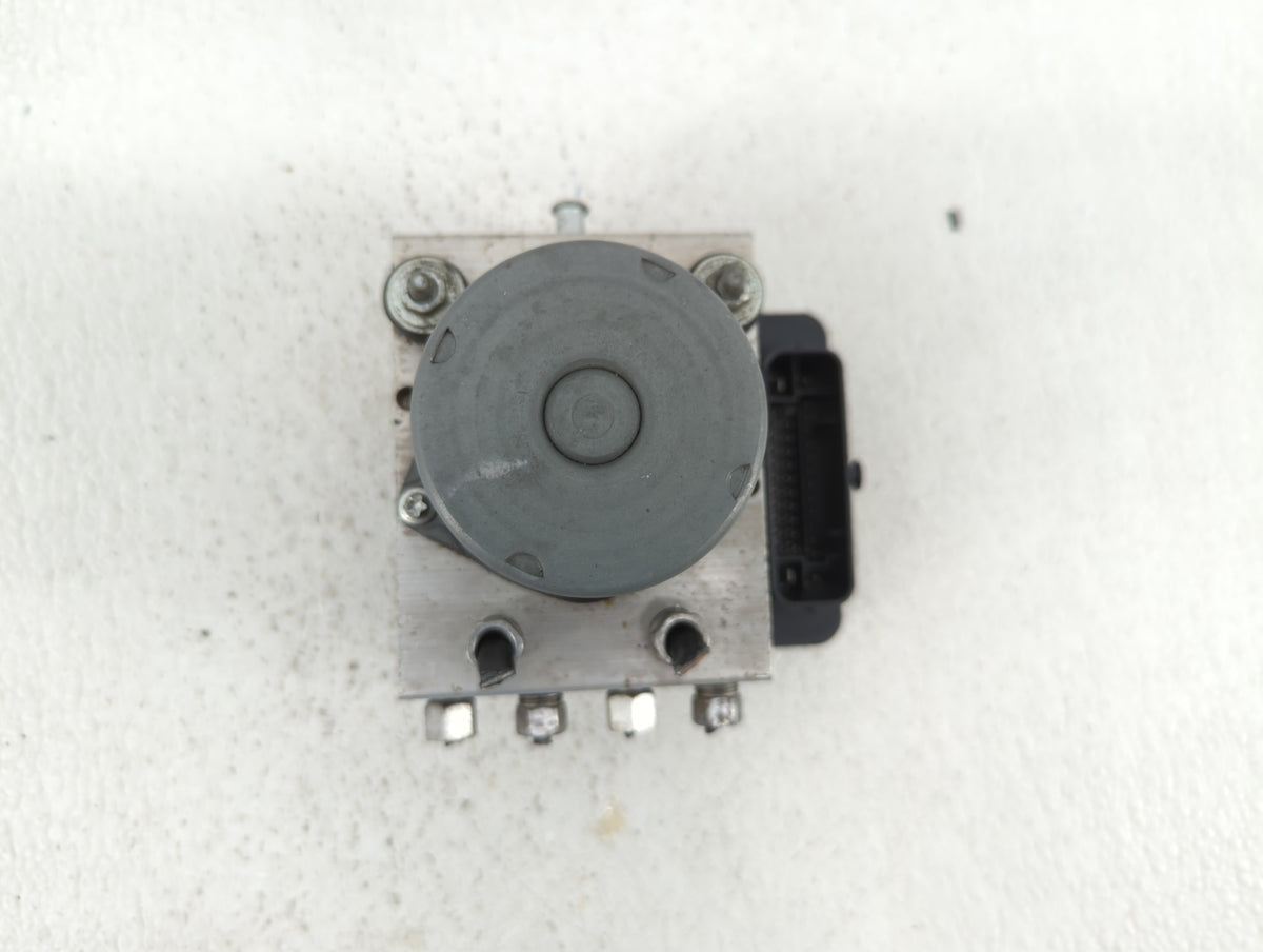 2018 Dodge Caravan Anti-Lock Brake ABS Pump Module Actuator OEM P/N:68183803AC P68183803AC Fits Fits 2015 2016 2017 2019 202
