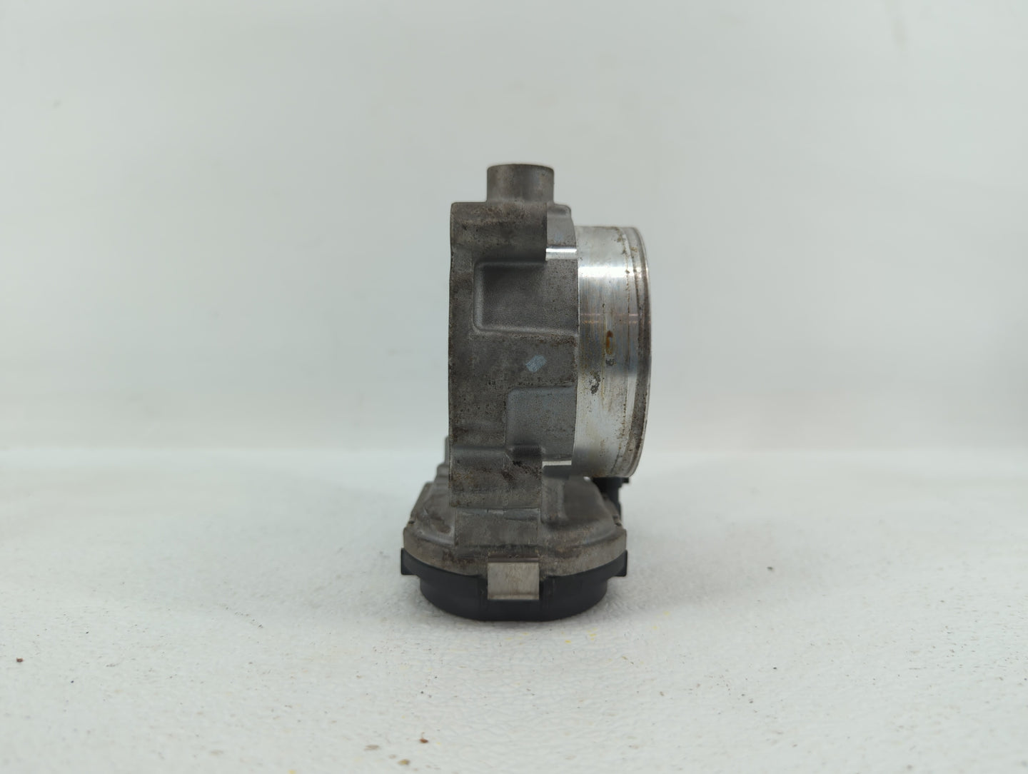 2018 Dodge Caravan Throttle Body P/N:05184349AC 05184349AE, 05184349AF Fits Fits 2011 2012 2013 2014 2015 2016 2017 2019 OEM