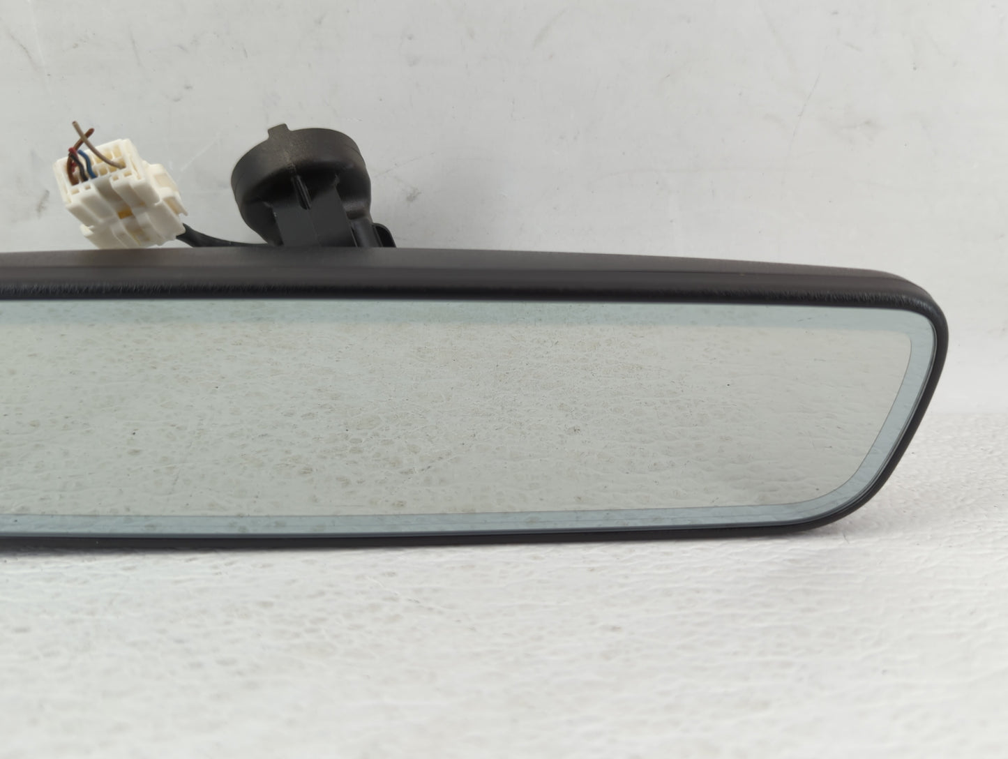 2018 Dodge Caravan Interior Rear View Mirror Replacement OEM P/N:091118 905-5057 Fits Fits 2019 2020 OEM Used Auto Parts - O