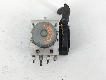 2018 Dodge Caravan ABS Pump Control Module Replacement P/N:P68183803AD Fits Fits 2015 2016 2017 2019 2020 OEM Used Auto Parts