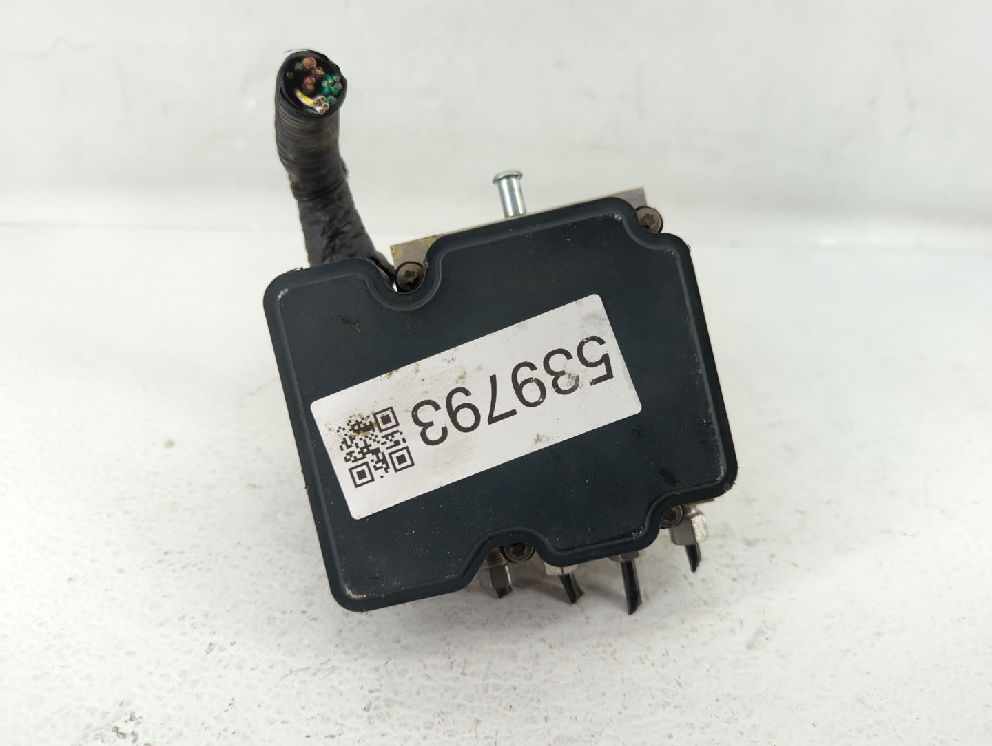 2018 Dodge Caravan ABS Pump Control Module Replacement P/N:P68183803AD Fits Fits 2015 2016 2017 2019 2020 OEM Used Auto Part