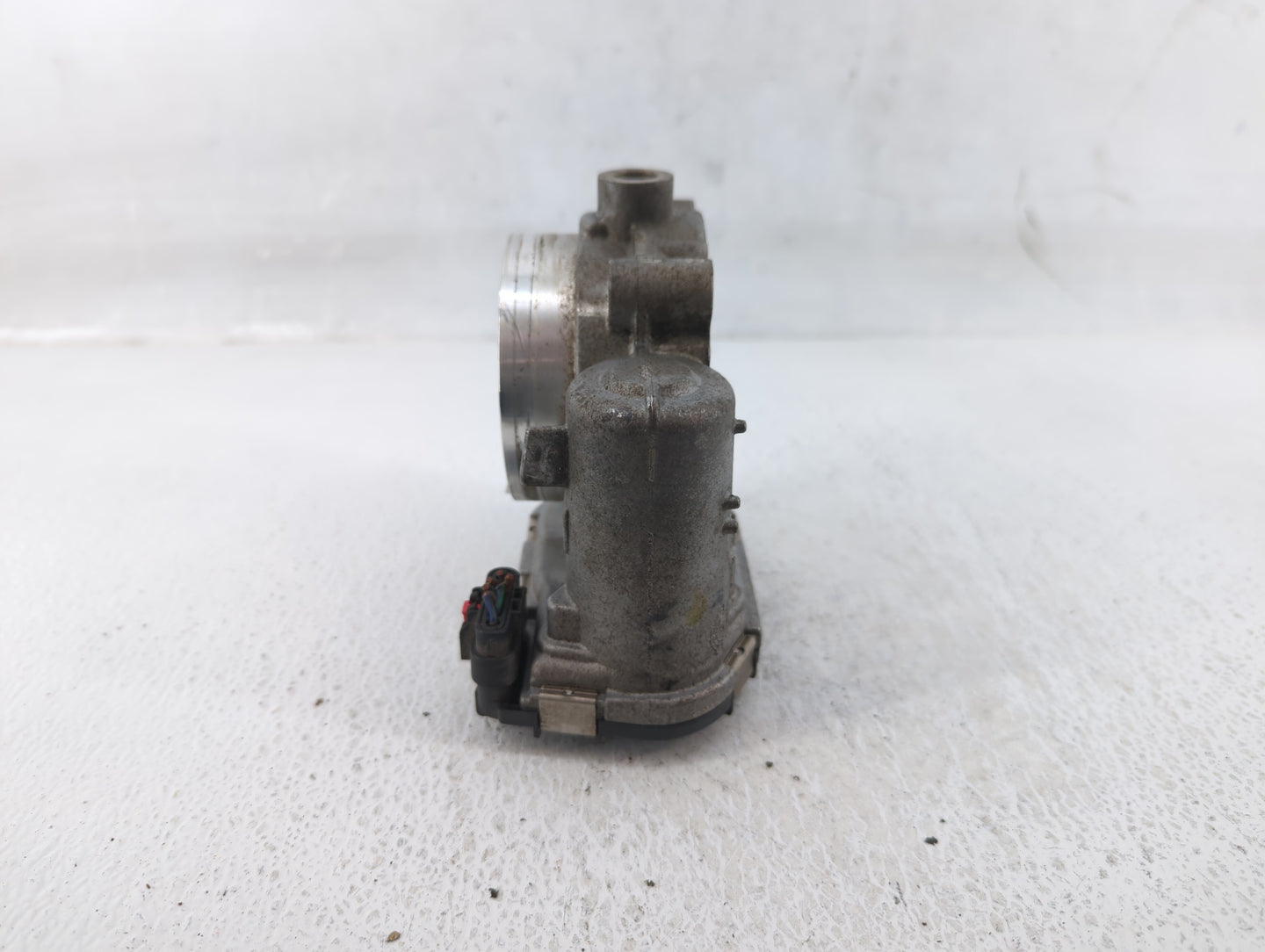 2018 Dodge Caravan Throttle Body P/N:05184349AE Fits Fits 2011 2012 2013 2014 2015 2016 2017 2019 2020 2021 2022 OEM Used Au