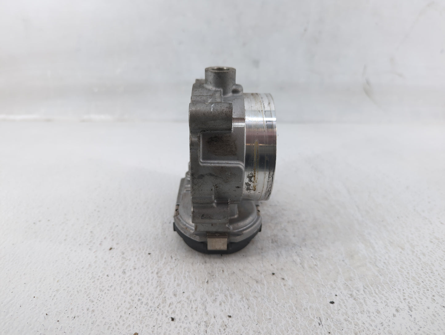 2018 Dodge Caravan Throttle Body P/N:05184349AE Fits Fits 2011 2012 2013 2014 2015 2016 2017 2019 2020 2021 2022 OEM Used Au
