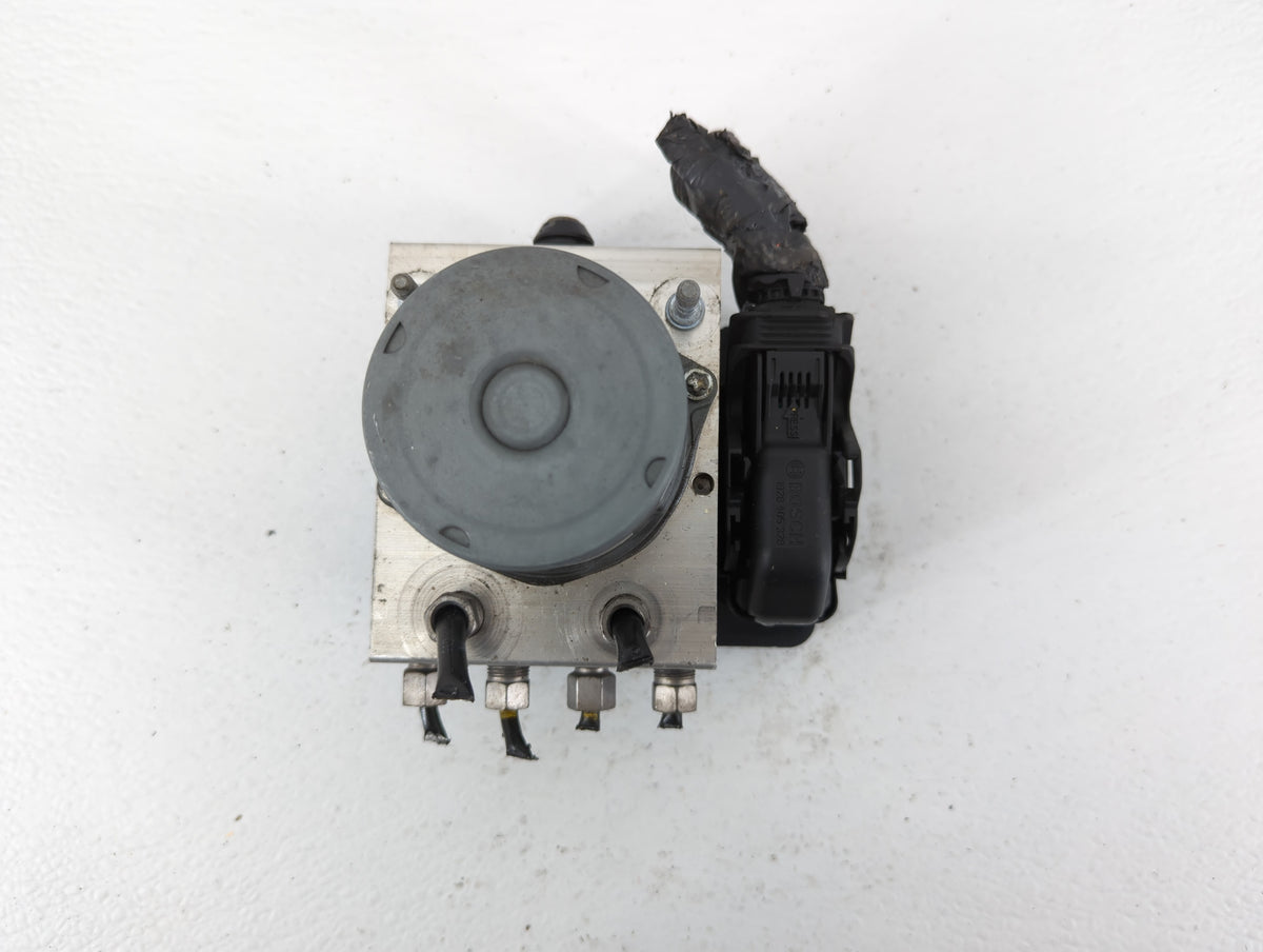 2018 Dodge Caravan Anti-Lock Brake ABS Pump Module Actuator OEM P/N:P68183803A Fits Fits 2015 2016 2017 2019 2020 OEM Used A