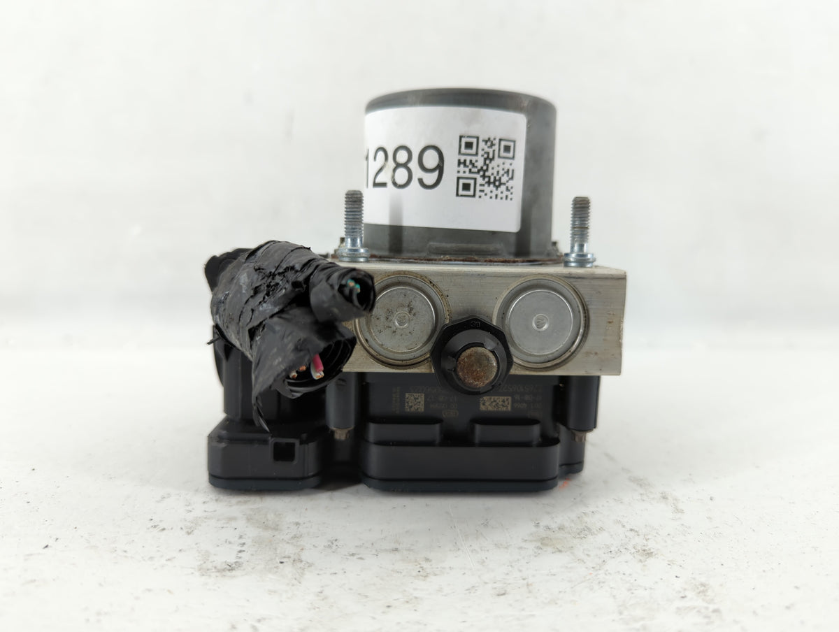 2018 Dodge Caravan Anti-Lock Brake ABS Pump Module Actuator OEM P/N:P68183803A Fits Fits 2015 2016 2017 2019 2020 OEM Used A