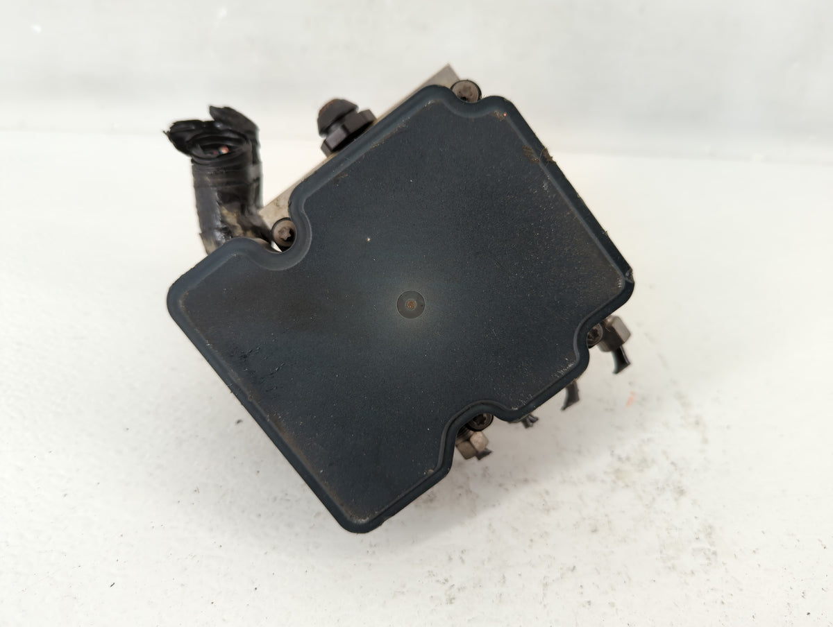 2018 Dodge Caravan Anti-Lock Brake ABS Pump Module Actuator OEM P/N:P68183803A Fits Fits 2015 2016 2017 2019 2020 OEM Used A