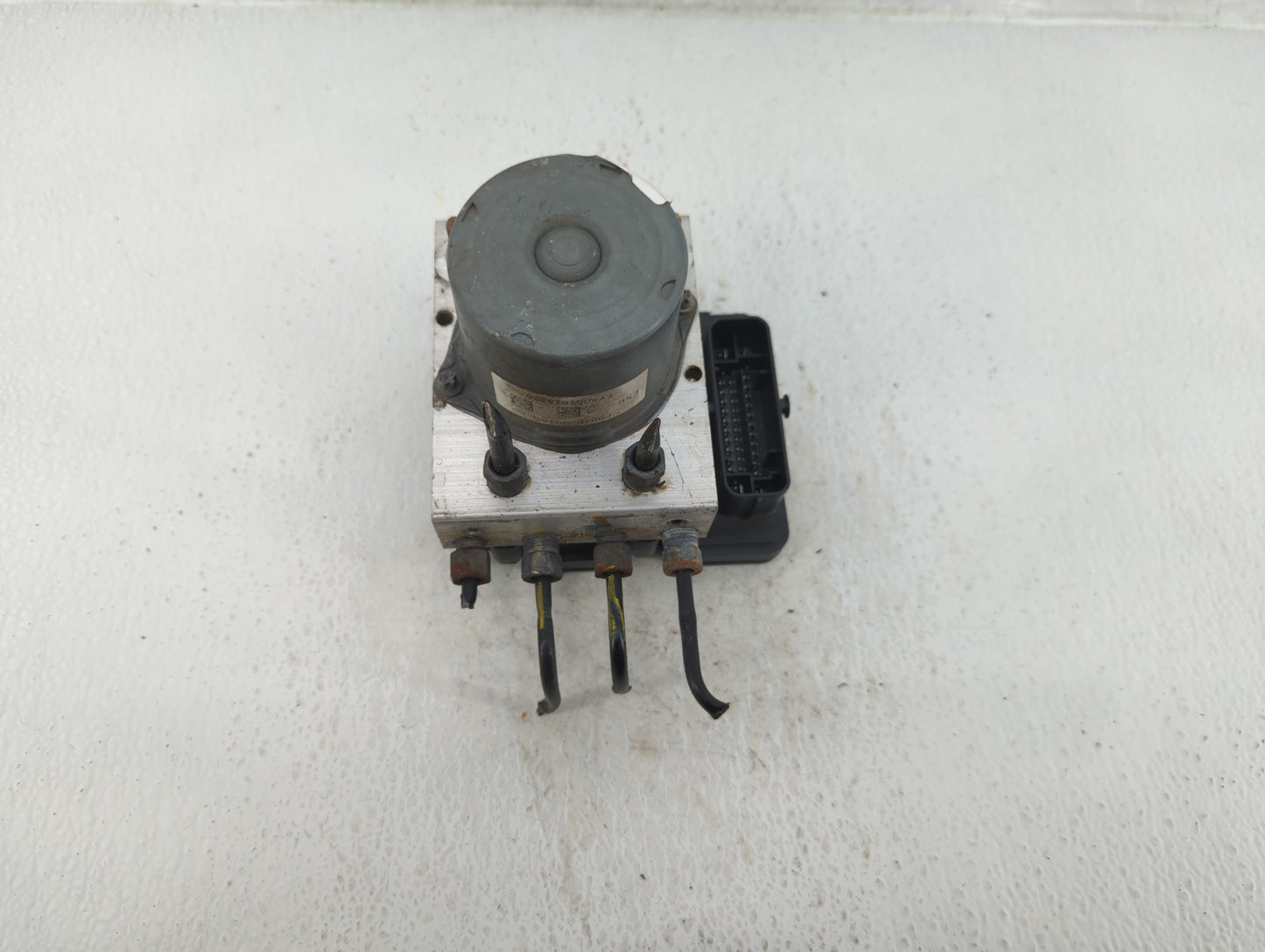 2018 Dodge Caravan ABS Pump Control Module Replacement P/N:P68183803AD Fits Fits 2015 2016 2017 2019 2020 OEM Used Auto Part