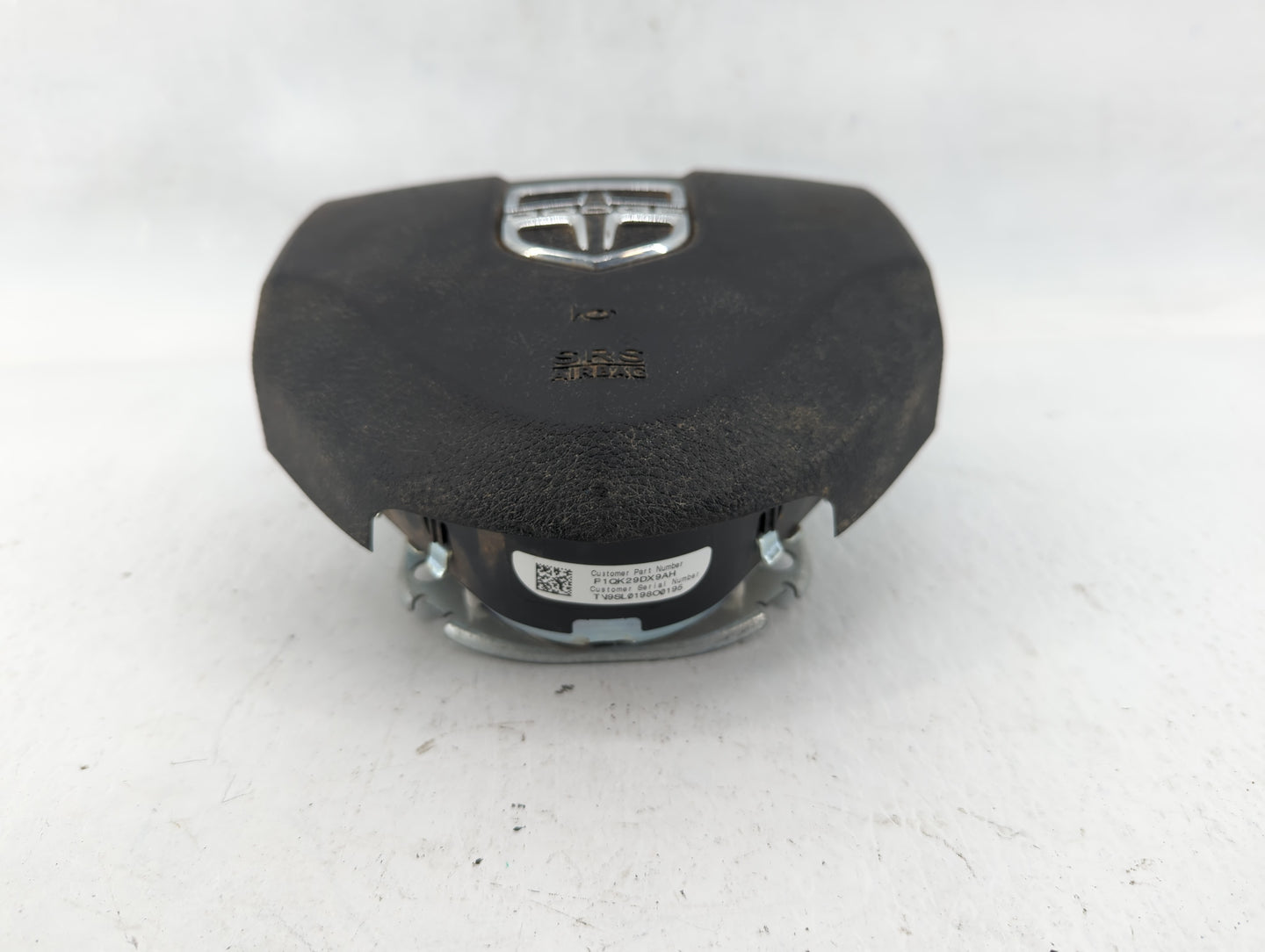 2018 Dodge Caravan Air Bag Driver Left Steering Wheel Mounted P/N:P1QK29DX9AH P1QK29DX9AG Fits OEM Used Auto Parts - Oemused