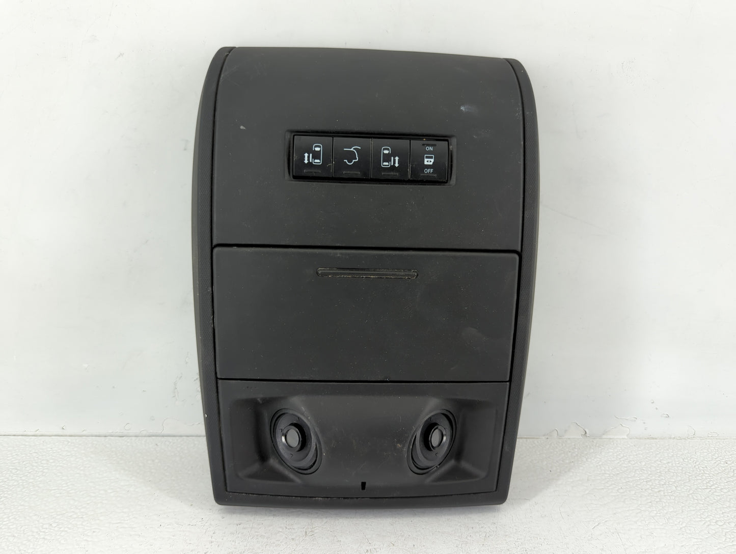 2018 Dodge Caravan Overhead Roof Console - Oemusedautoparts1.com