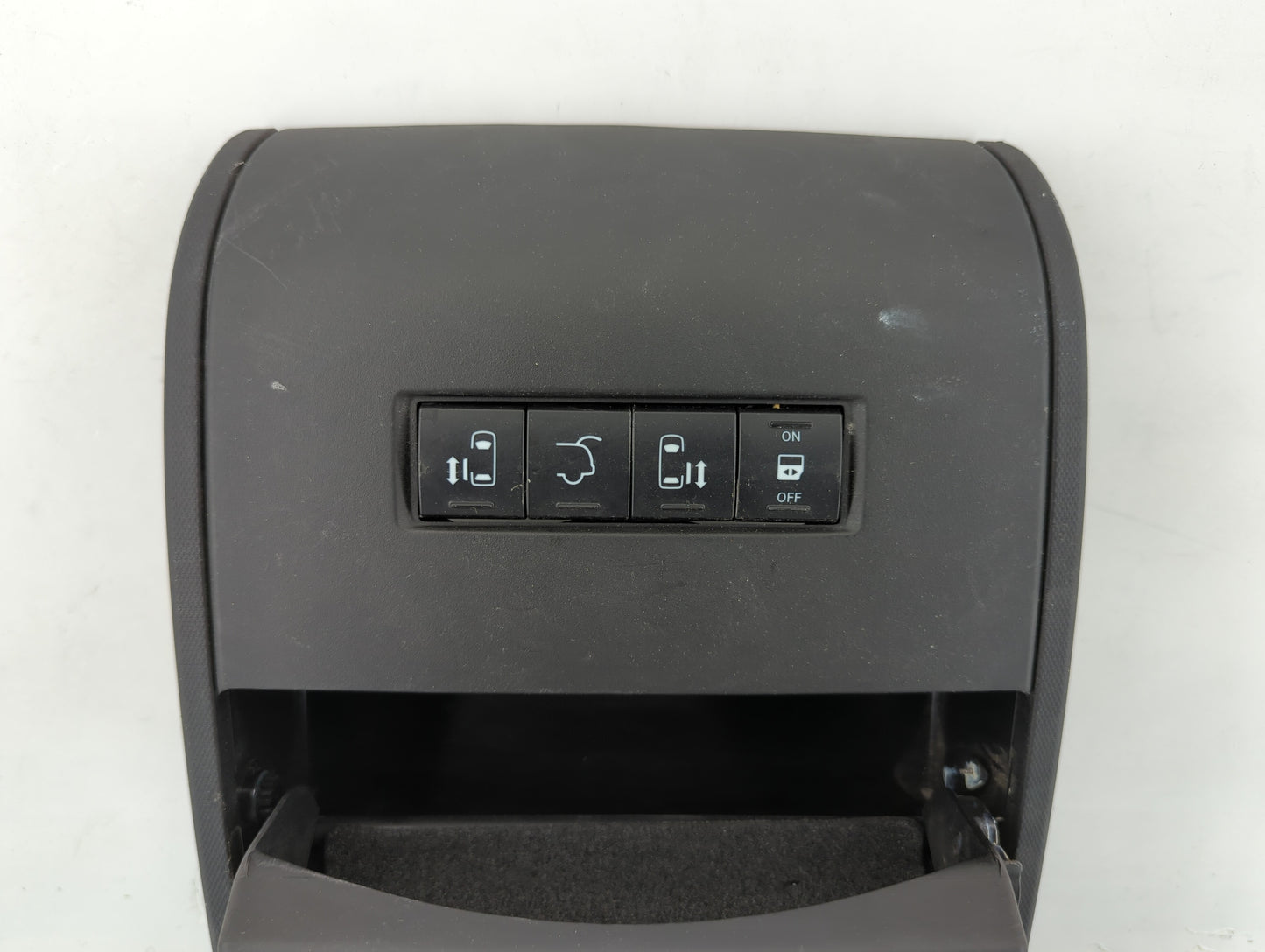 2018 Dodge Caravan Overhead Roof Console - Oemusedautoparts1.com