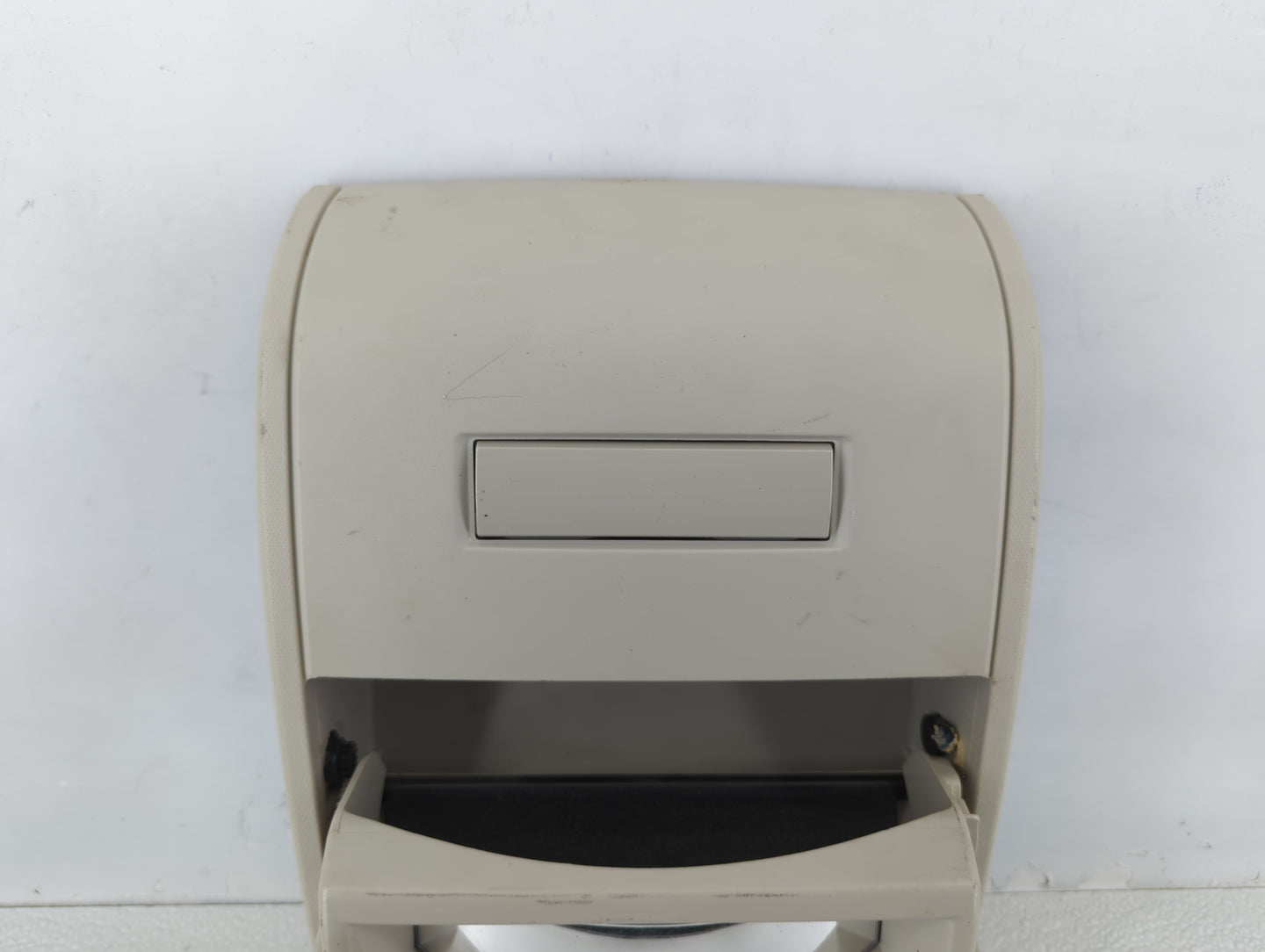 2018 Dodge Caravan Overhead Roof Console - Oemusedautoparts1.com