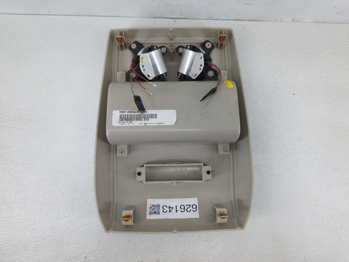 2018 Dodge Caravan Overhead Roof Console - Oemusedautoparts1.com