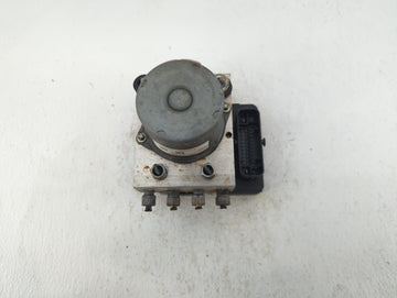 2018 Dodge Caravan ABS Pump Control Module Replacement P/N:P68183803AD Fits Fits 2015 2016 2017 2019 2020 OEM Used Auto Parts