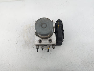 2018 Dodge Caravan ABS Pump Control Module Replacement P/N:P68183803AD Fits Fits 2015 2016 2017 2019 2020 OEM Used Auto Parts