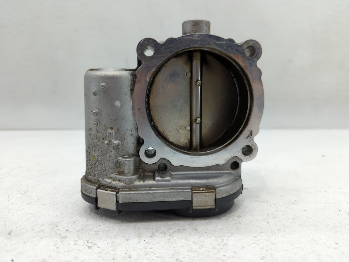 2018 Dodge Caravan Throttle Body P/N:05184349AE Fits Fits 2011 2012 2013 2014 2015 2016 2017 2019 2020 2021 2022 OEM Used Au