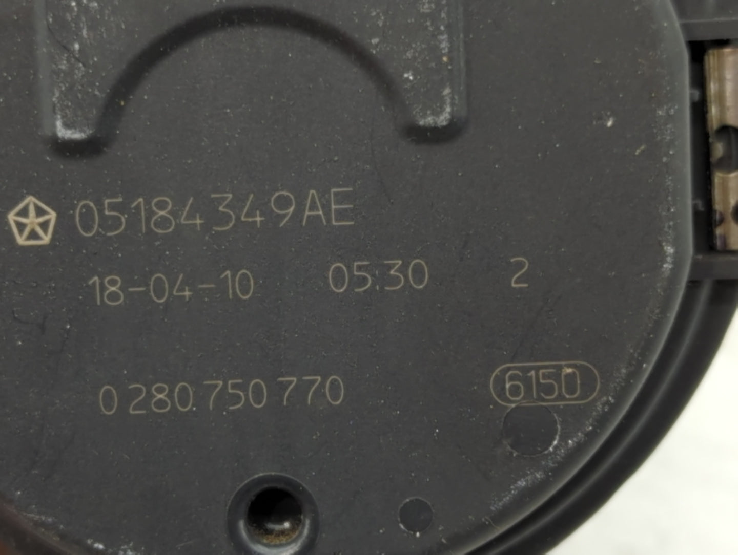 2018 Dodge Caravan Throttle Body P/N:05184349AE Fits Fits 2011 2012 2013 2014 2015 2016 2017 2019 2020 2021 2022 OEM Used Au