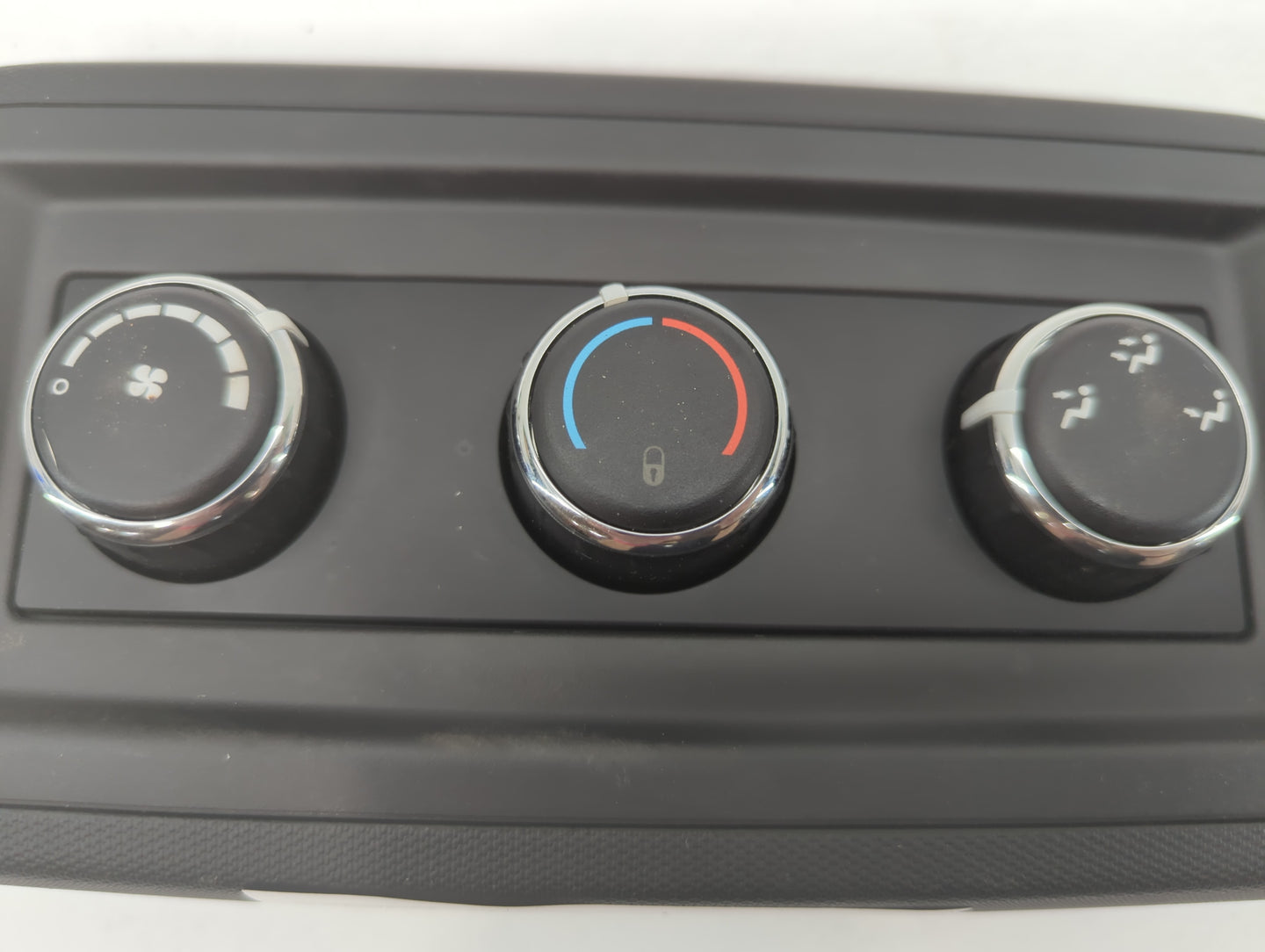 2018 Dodge Caravan Climate Control Module Temperature AC/Heater Replacement P/N:55111312AC Fits OEM Used Auto Parts - Oemuse