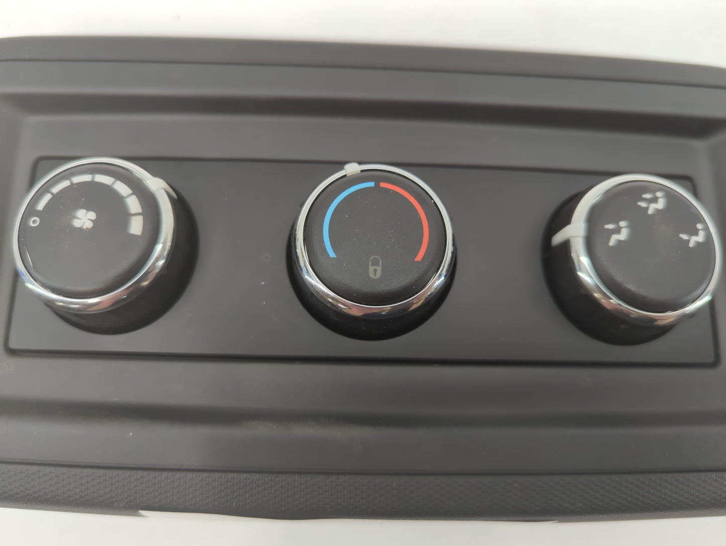 2018 Dodge Caravan Climate Control Module Temperature AC/Heater Replacement P/N:55111312AC Fits OEM Used Auto Parts - Oemuse