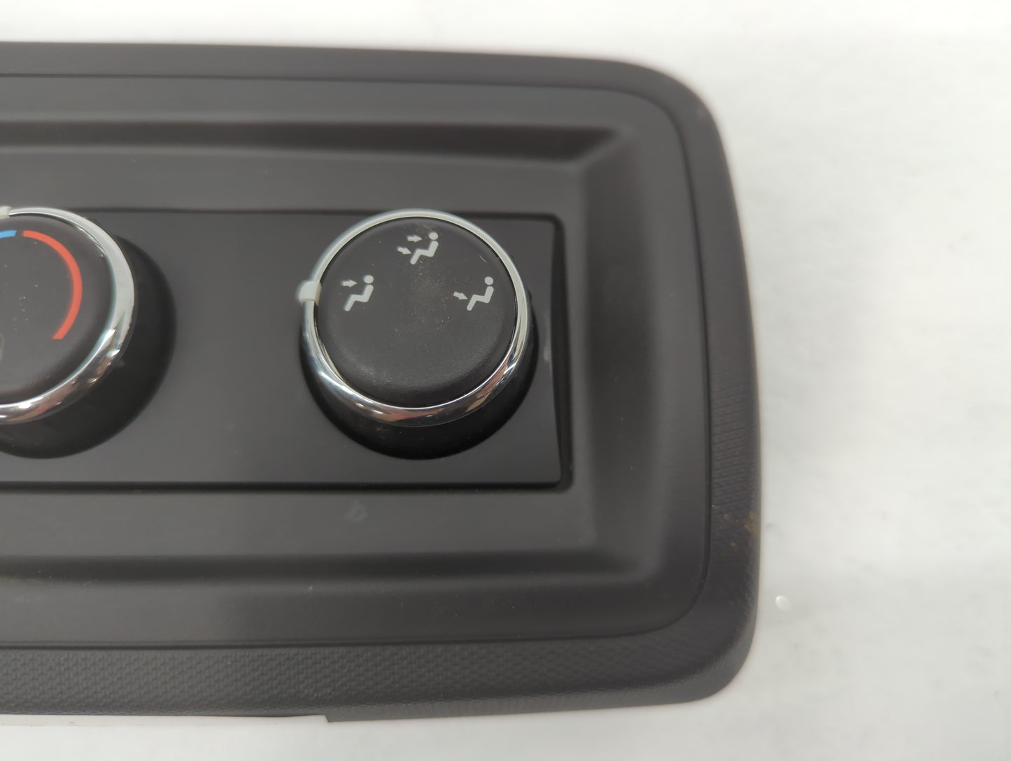 2018 Dodge Caravan Climate Control Module Temperature AC/Heater Replacement P/N:55111312AC Fits OEM Used Auto Parts - Oemuse