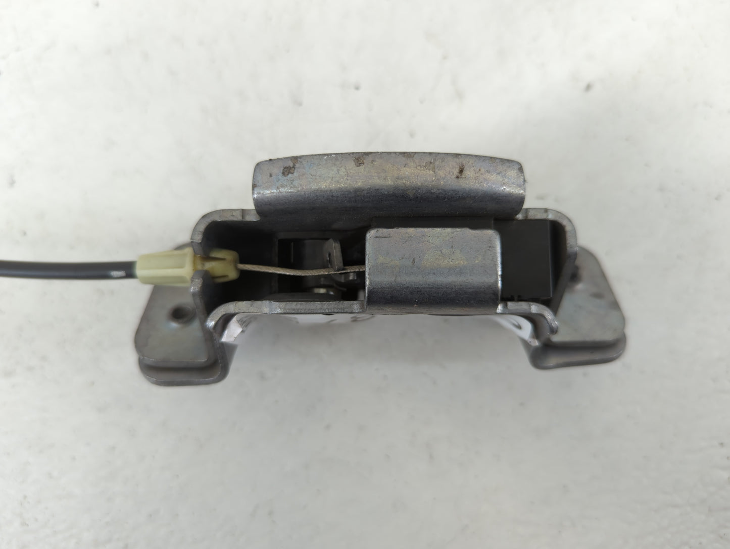 2018 Dodge Caravan Hood Latch Assembly - Oemusedautoparts1.com