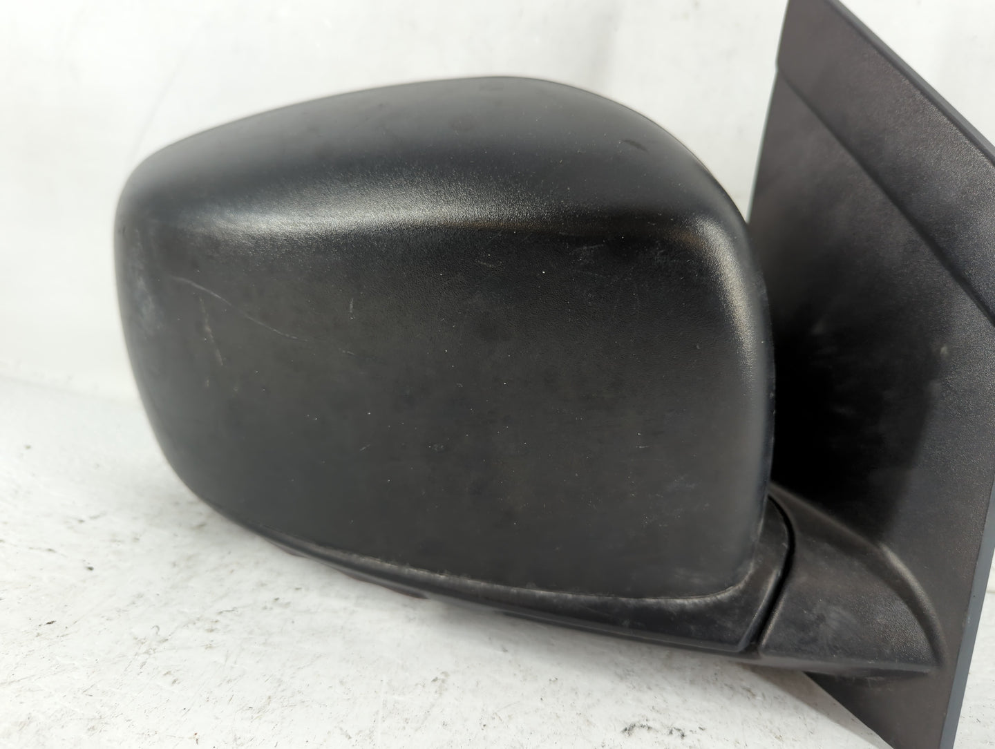 2018 Dodge Caravan Side Mirror Replacement Passenger Right View Door Mirror P/N:1AB721AUAL Fits OEM Used Auto Parts - Oemuse