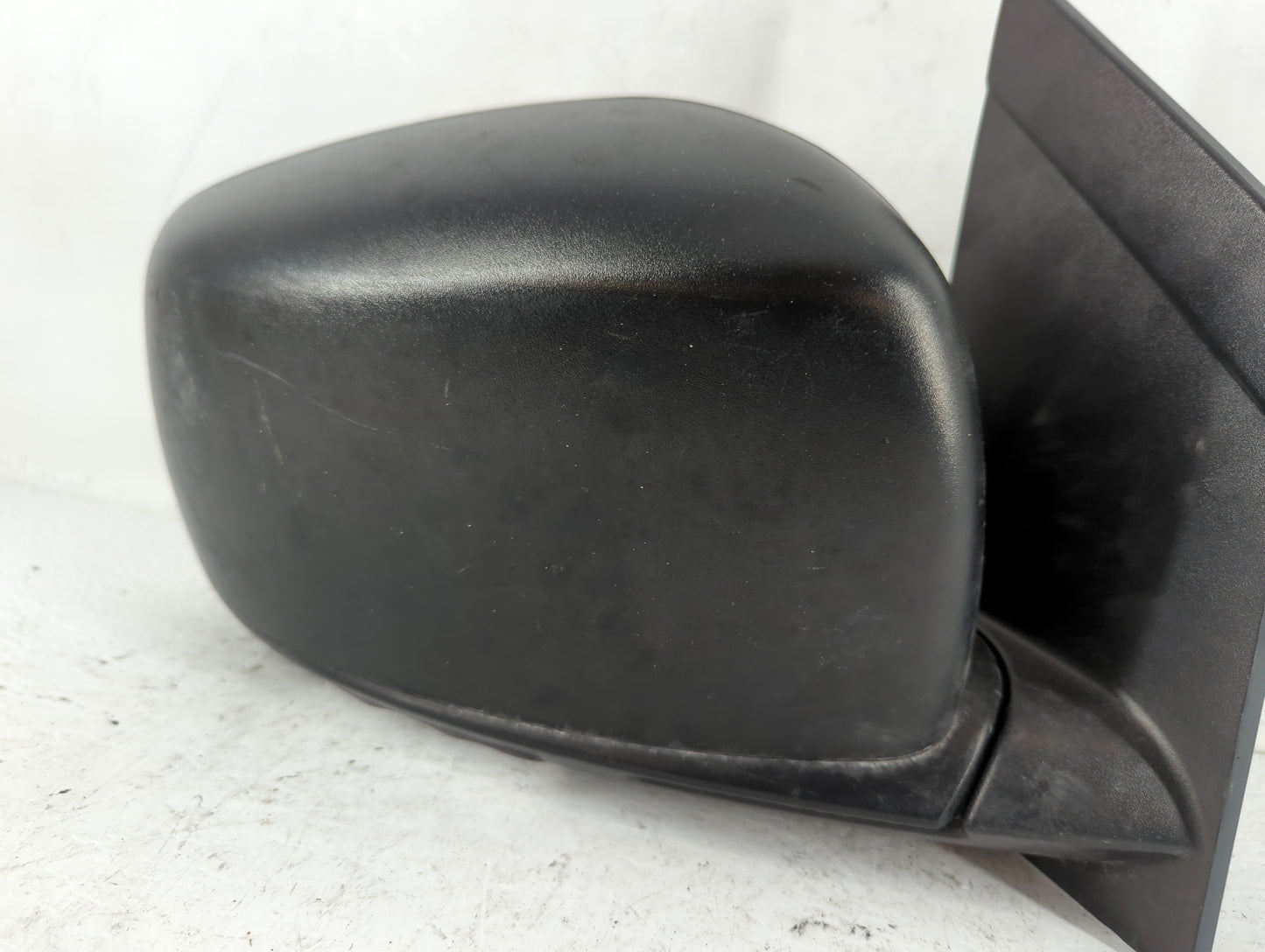 2018 Dodge Caravan Side Mirror Replacement Passenger Right View Door Mirror P/N:1AB721AUAL Fits OEM Used Auto Parts - Oemuse