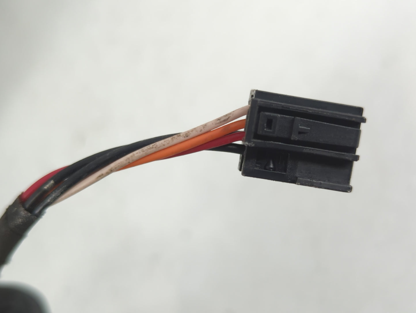 2018 Dodge Caravan Side Mirror Replacement Passenger Right View Door Mirror P/N:1AB721AUAL Fits OEM Used Auto Parts - Oemuse