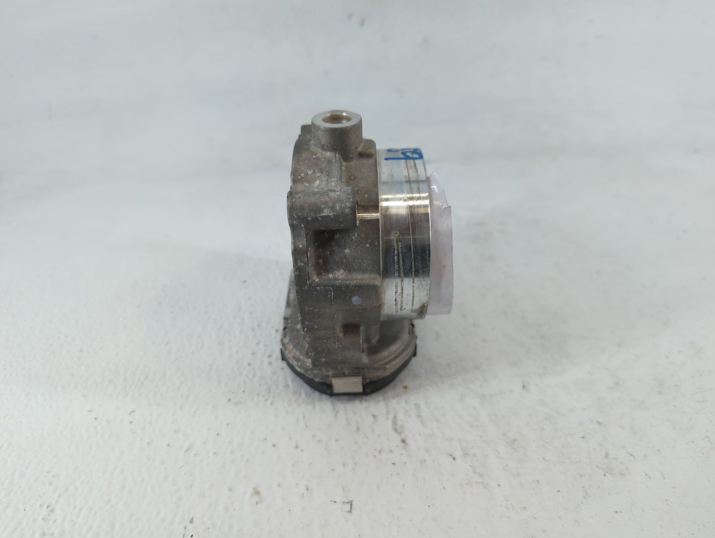 2018 Dodge Caravan Throttle Body P/N:05184349AE Fits Fits 2011 2012 2013 2014 2015 2016 2017 2019 2020 2021 2022 OEM Used Au