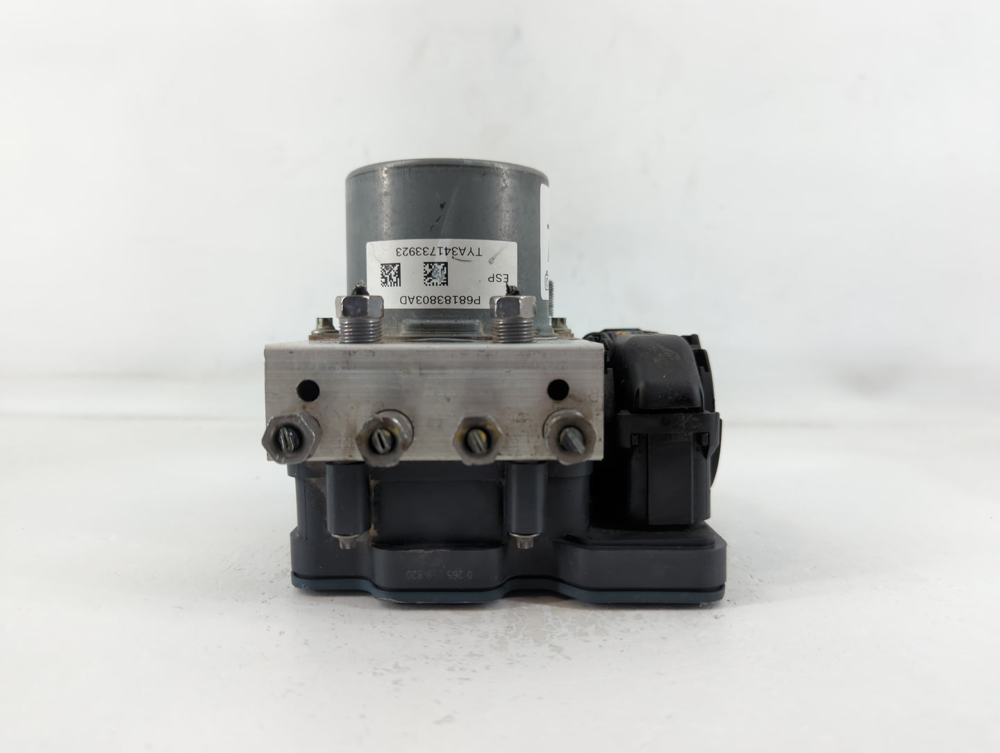 2018 Dodge Caravan ABS Pump Control Module Replacement P/N:P68183803AD Fits Fits 2015 2016 2017 2019 2020 OEM Used Auto Part