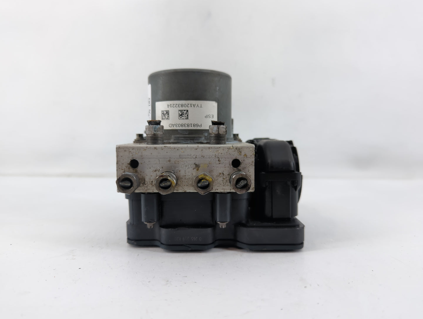 2018 Dodge Caravan ABS Pump Control Module Replacement P/N:P68183803AD Fits Fits 2015 2016 2017 2019 2020 OEM Used Auto Part