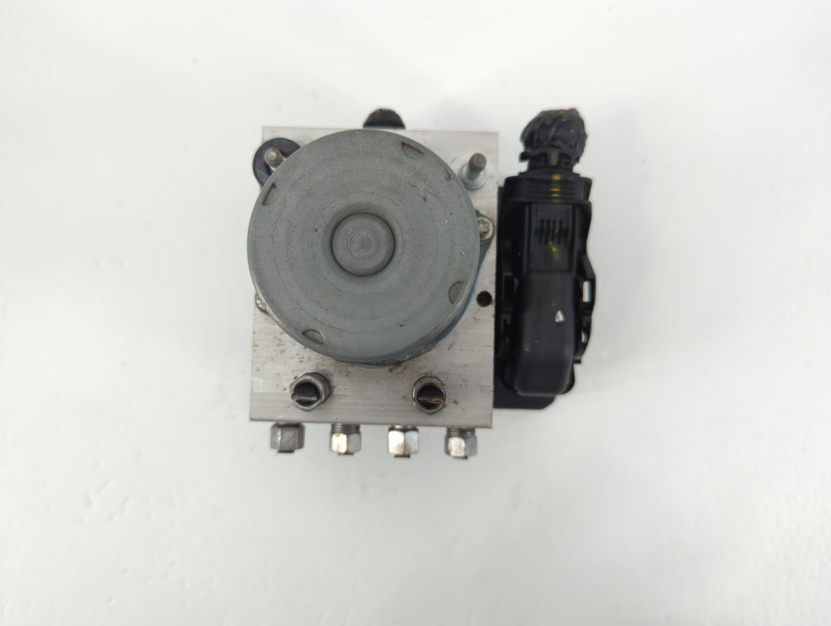 2018 Dodge Caravan Anti-Lock Brake ABS Pump Module Actuator OEM P/N:P68183803AD Fits Fits 2015 2016 2017 2019 2020 OEM Used 