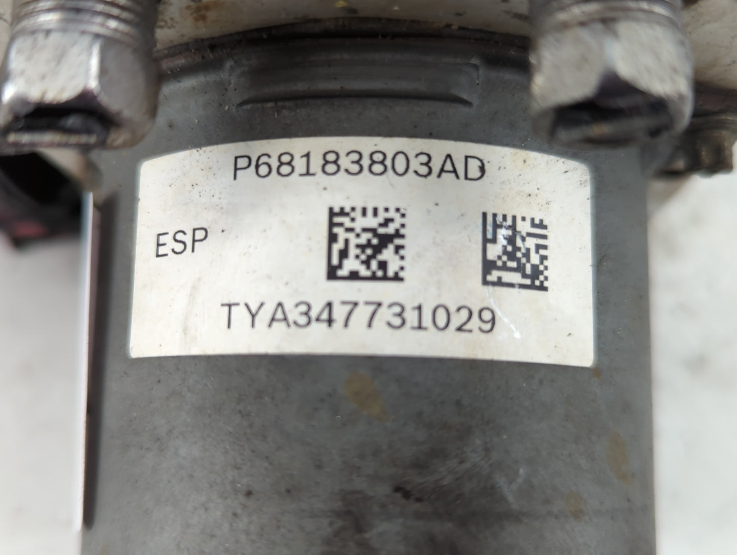 2018 Dodge Caravan ABS Pump Control Module Replacement P/N:P68183803AD Fits Fits 2015 2016 2017 2019 2020 OEM Used Auto Part