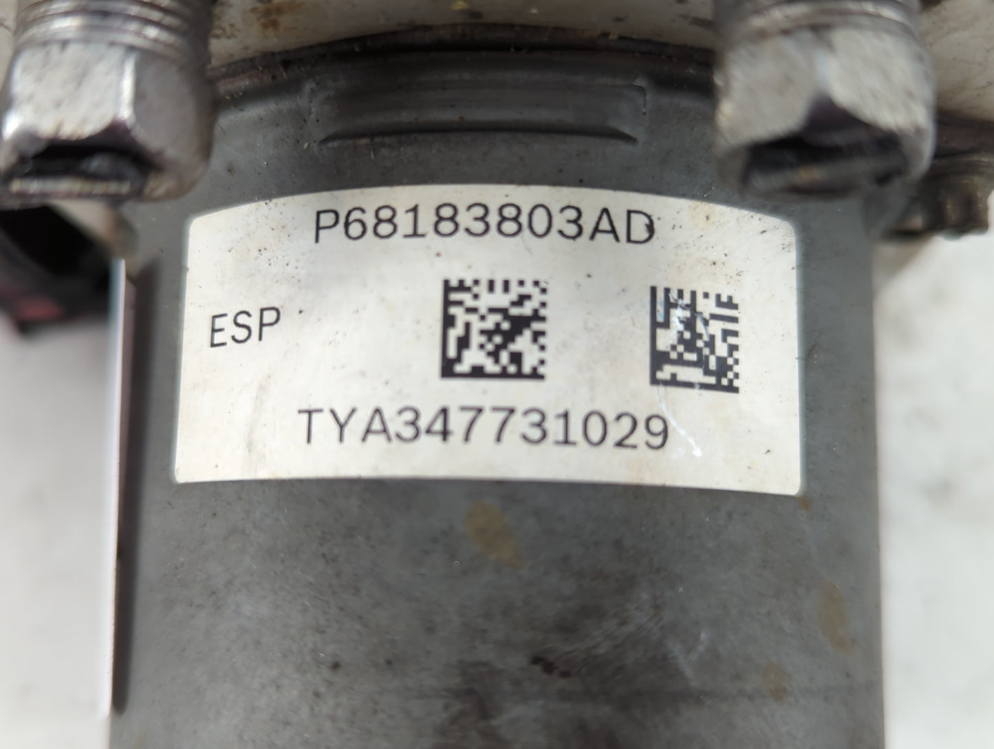 2018 Dodge Caravan ABS Pump Control Module Replacement P/N:P68183803AD Fits Fits 2015 2016 2017 2019 2020 OEM Used Auto Part