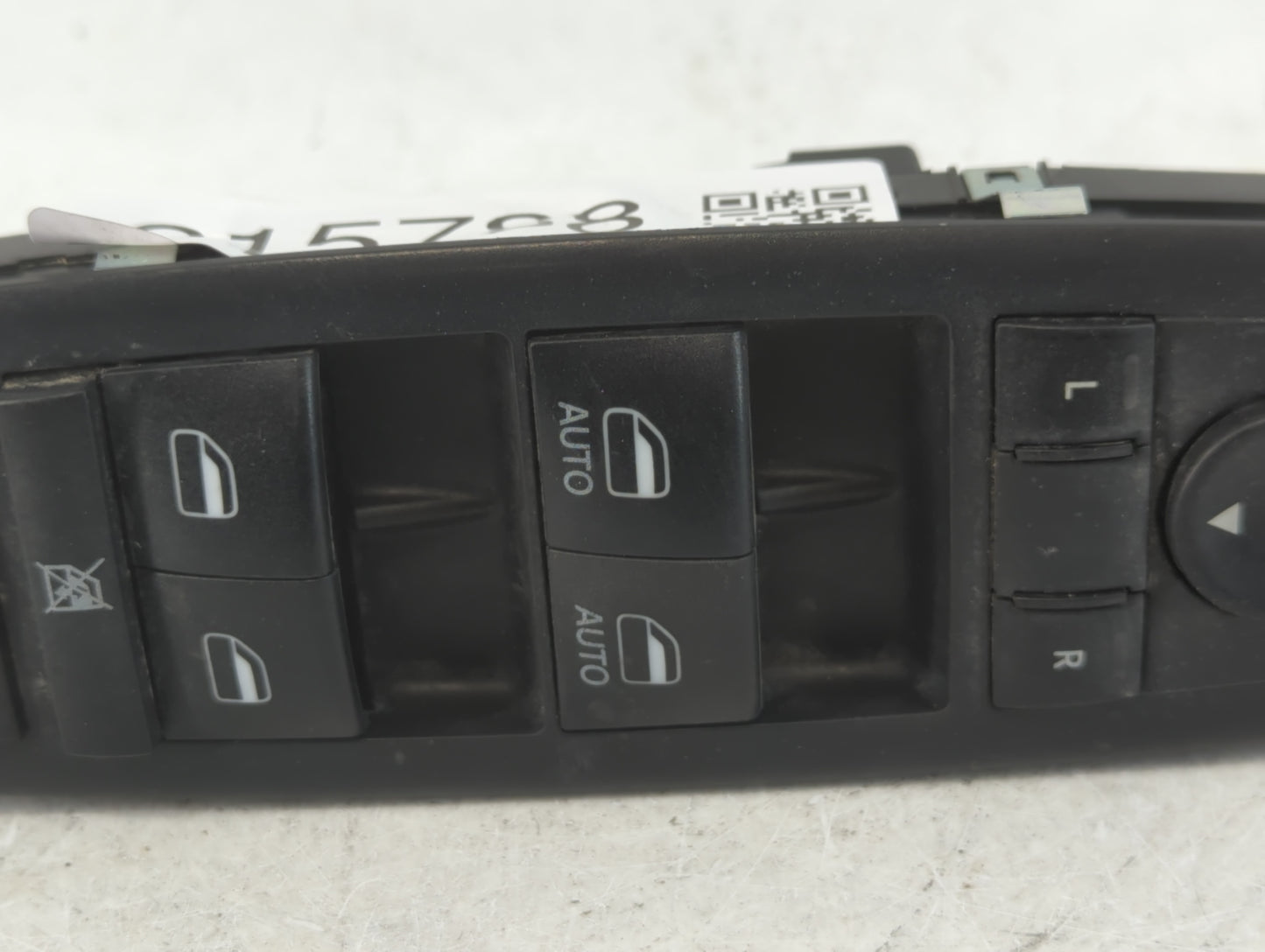 2018 Dodge Caravan Master Power Window Switch Replacement Driver Side Left P/N:68110871AA Fits OEM Used Auto Parts - Oemused