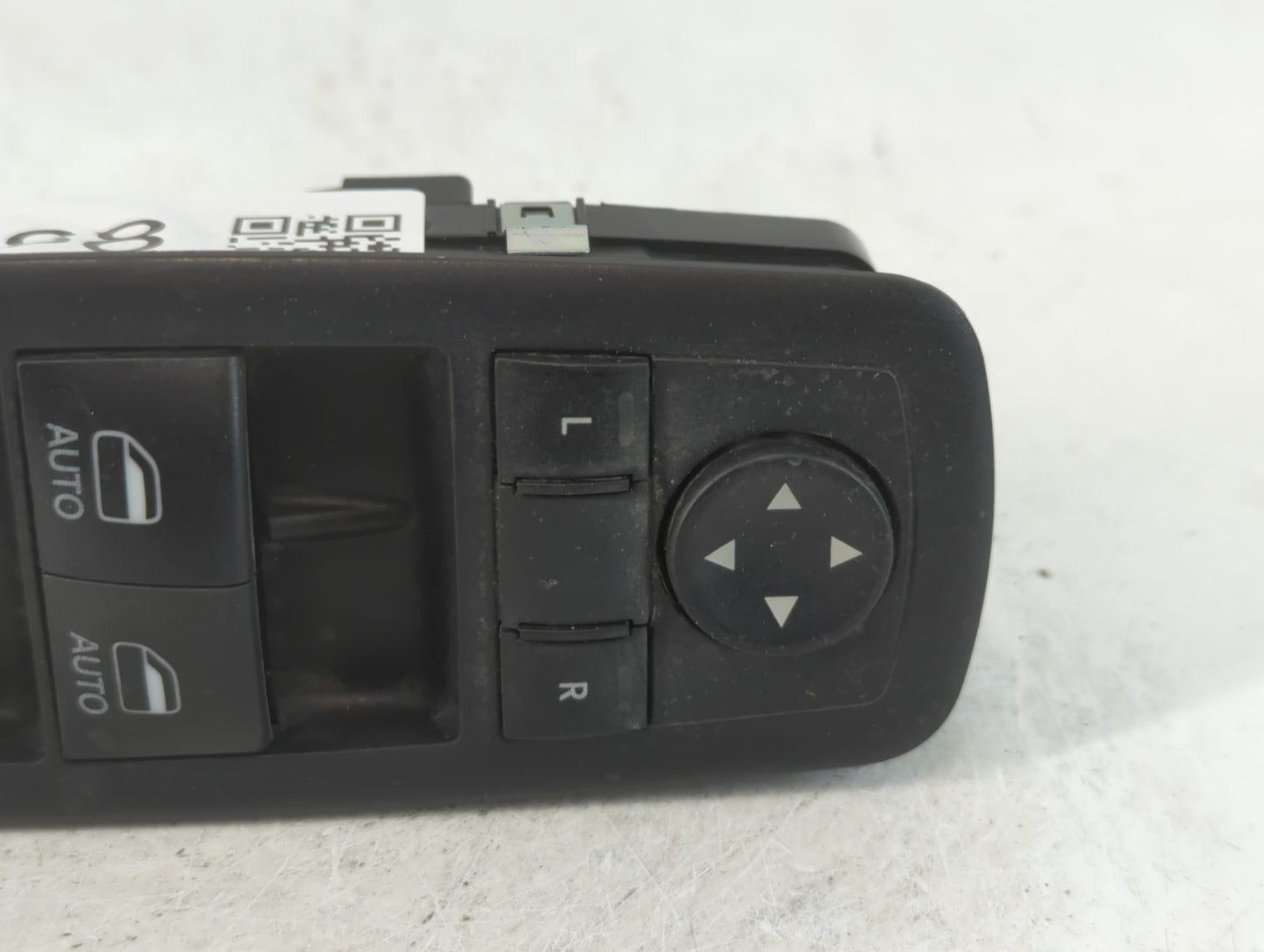 2018 Dodge Caravan Master Power Window Switch Replacement Driver Side Left P/N:68110871AA Fits OEM Used Auto Parts - Oemused