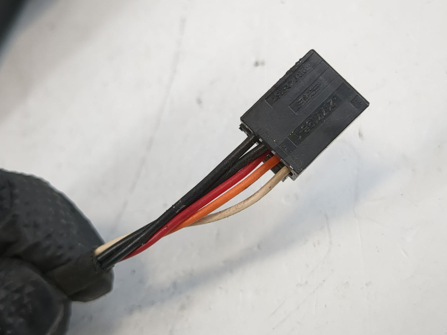 Dodge Caravan Passenger Right Side View Manual Door Mirror Dark Gray - Oemusedautoparts1.com