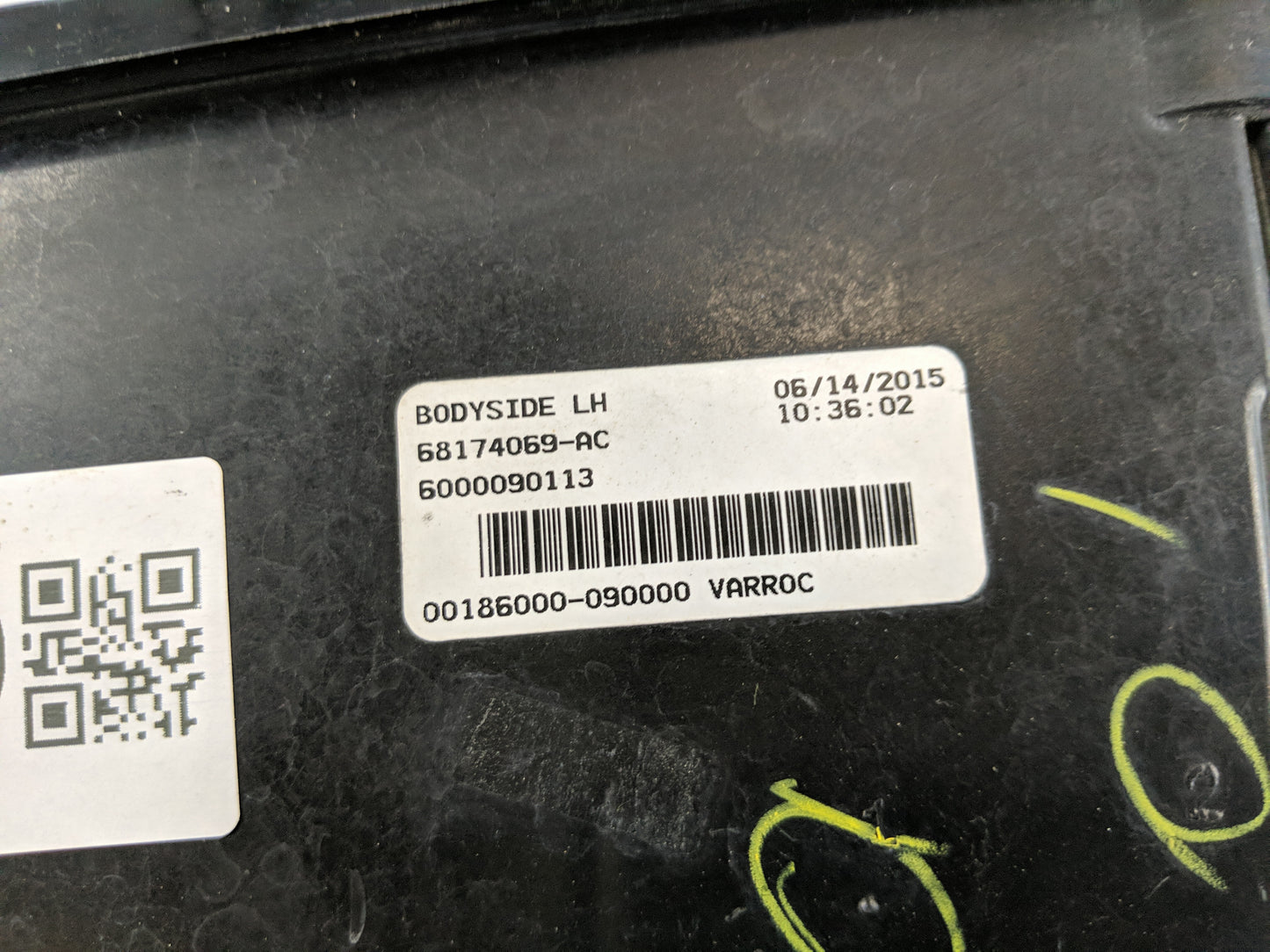 2015-2022 Dodge Challenger Tail Light Assembly Passenger Right OEM P/N:68174069-AC Fits OEM Used Auto Parts - Oemusedautopar