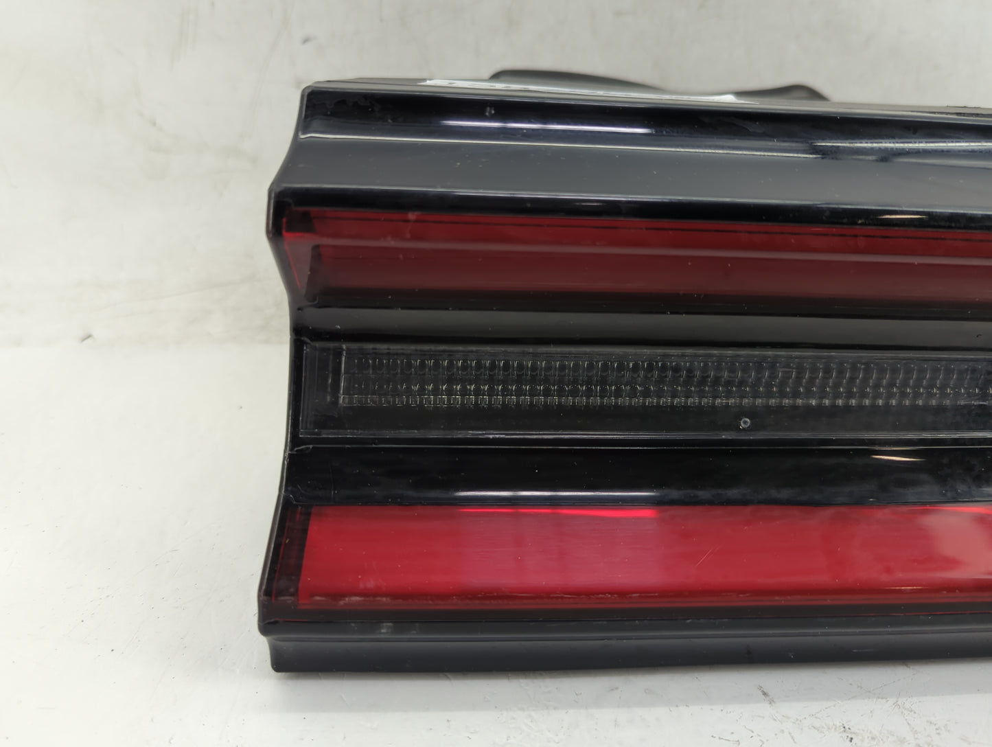 2015-2022 Dodge Challenger Tail Light Assembly Passenger Right OEM P/N:68174068-AF Fits OEM Used Auto Parts - Oemusedautopar