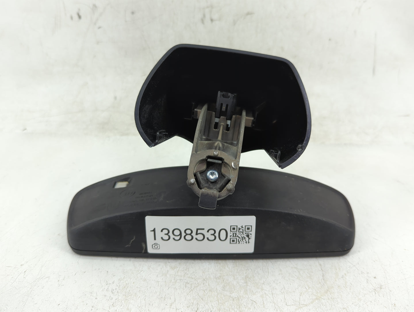 2017-2018 Dodge Challenger Interior Rear View Mirror Replacement OEM P/N:68324969AA Fits Fits 2017 2018 OEM Used Auto Parts 