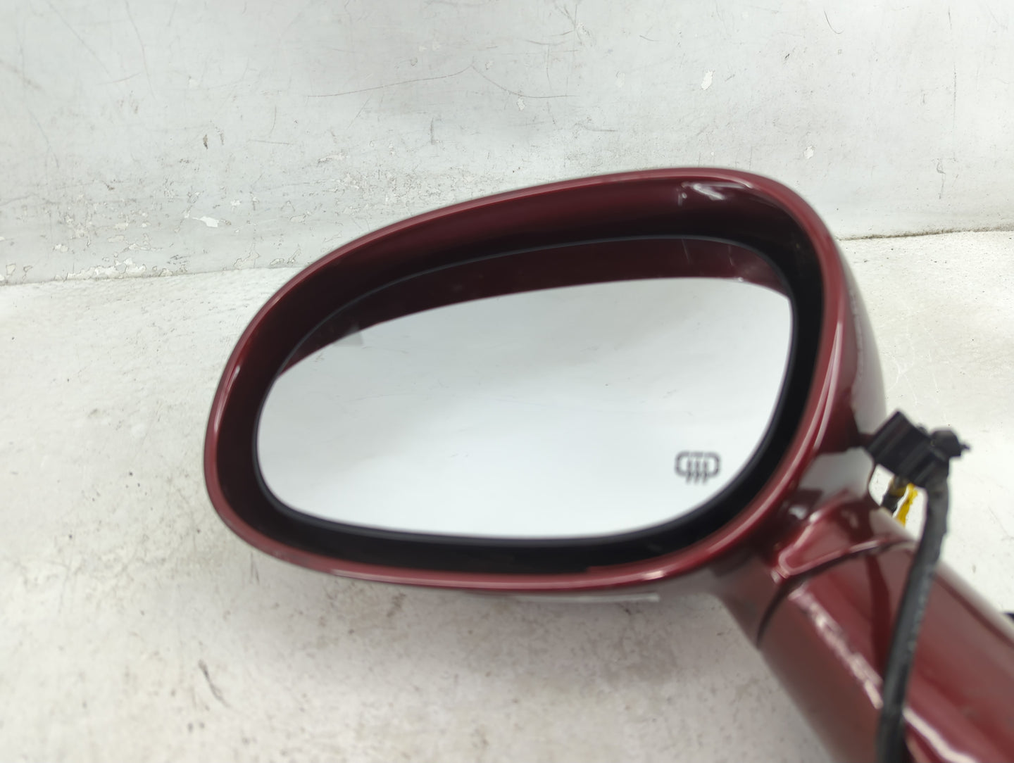 2015-2019 Dodge Challenger Driver Side View Mirror - Left Door Mirror OEM Used - Oemusedautoparts1.com